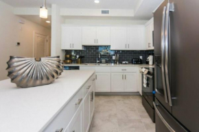 Gorgeous Apartment at Storey Lake SL47316